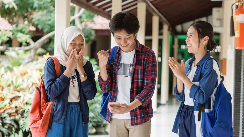 Bimbel persiapan kurikulum internasional Cambridge, Pearson, dan IB Diploma dari SALMAN Teman Belajar