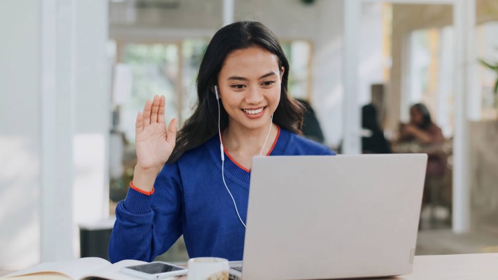 Suasana belajar online interaktif di Bimbel Persiapan SAT Intensif